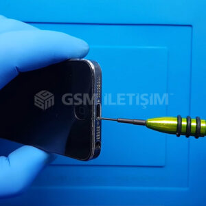 Thay thế ổ cắm tai nghe iPhone SE